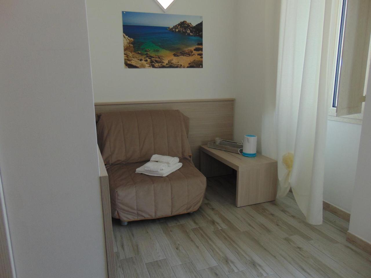 Mio & Tuyo Hotell Santa Teresa Gallura Exteriör bild